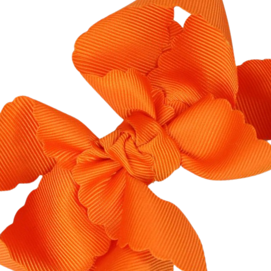 Scalloped Edge Bow